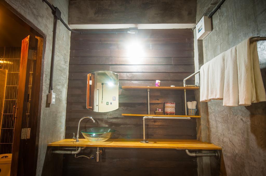 BaanTung Homestay Mukdahan Luaran gambar