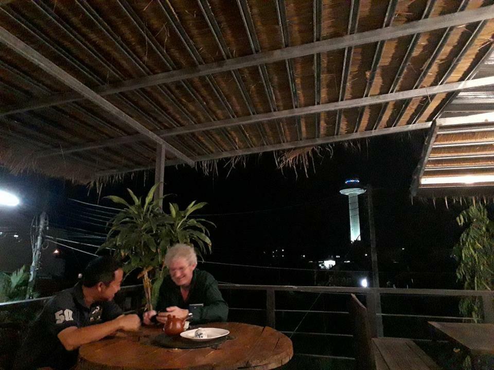 BaanTung Homestay Mukdahan Luaran gambar